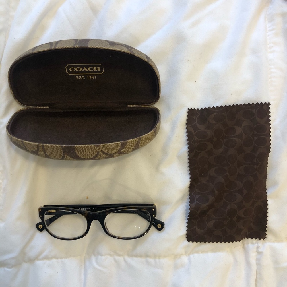 Tortoise coach eye glasses with case & cloth